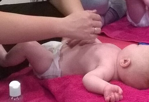 Baby yoga to help prevent and soothe colic and constipation